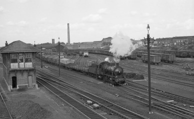 Mouscron 5-1964 (2).jpg